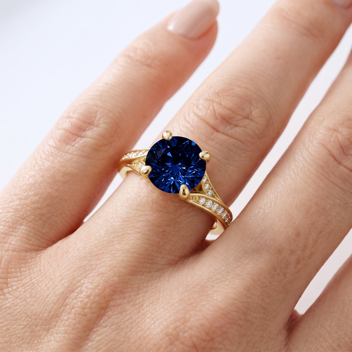 _lifestyle_image@SKU:RG027-NCSR03000004Y #metal_14k-yellow-gold+origin_lab-created