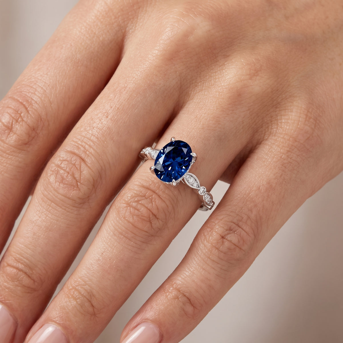 _lifestyle_image@SKU:RG055-LCSO0200000DW #metal_silver+origin_lab-created