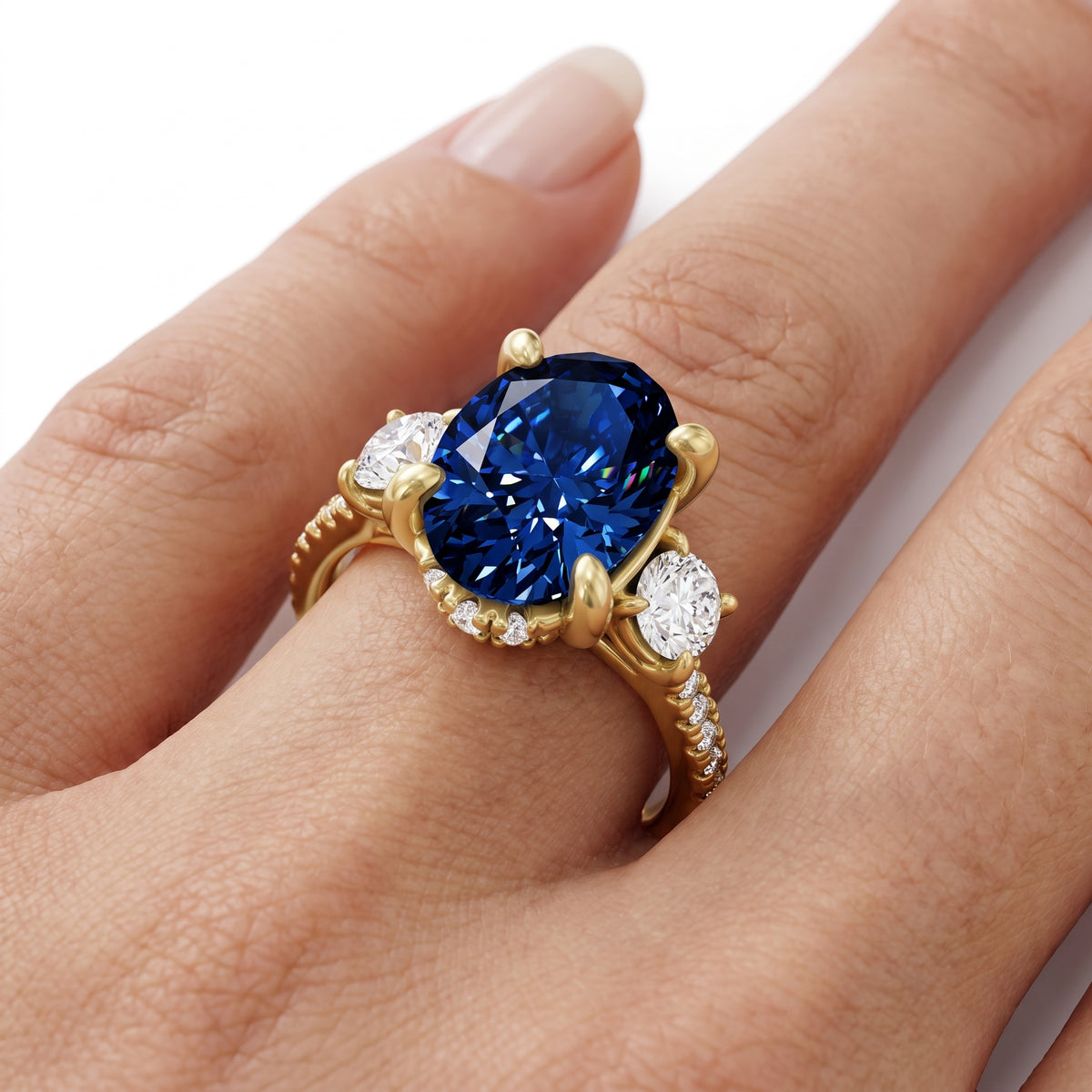 _lifestyle_image@SKU:RG115-NCSO03000004Y #metal_14k-yellow-gold+origin_lab-created