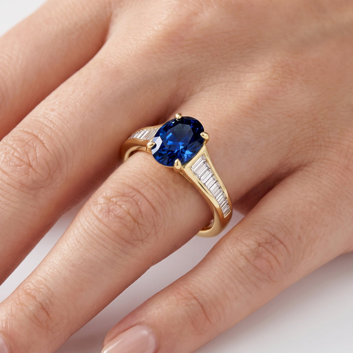 _lifestyle_image@SKU:RG136-NCSO01000004Y #metal_14k-yellow-gold+origin_lab-created
