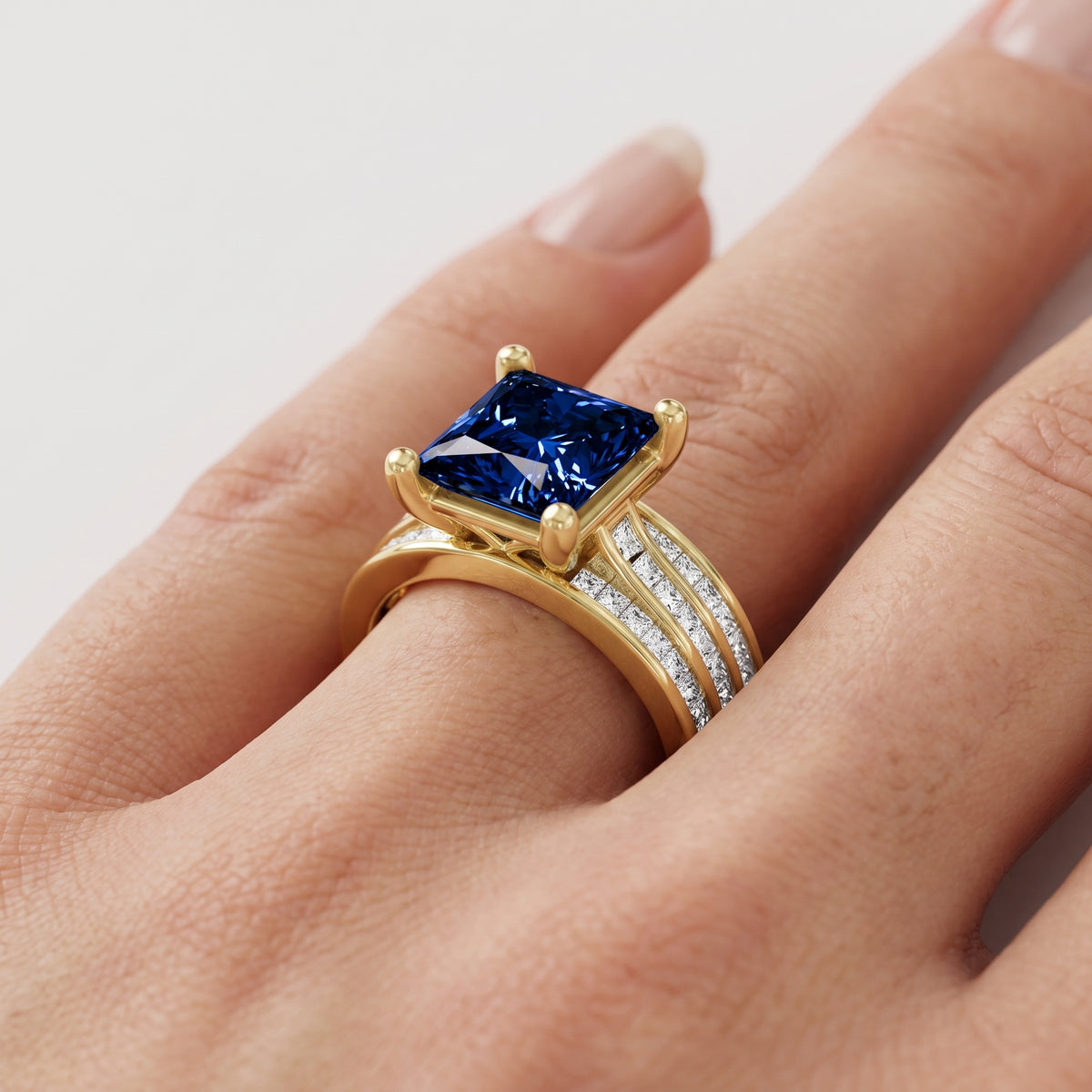 _lifestyle_image@SKU:RG195-NCSP03000004Y #metal_14k-yellow-gold+origin_lab-grown