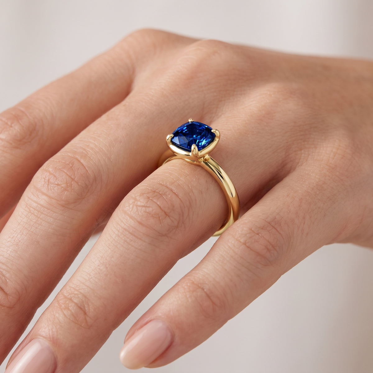 _lifestyle_image@SKU:RG203-NCSC02000004Y #metal_14k-yellow-gold+origin_lab-created