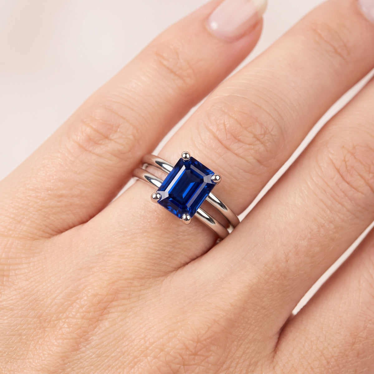 _lifestyle_image@SKU:RG464-NCSE0100000PL #metal_platinum+origin_lab-created