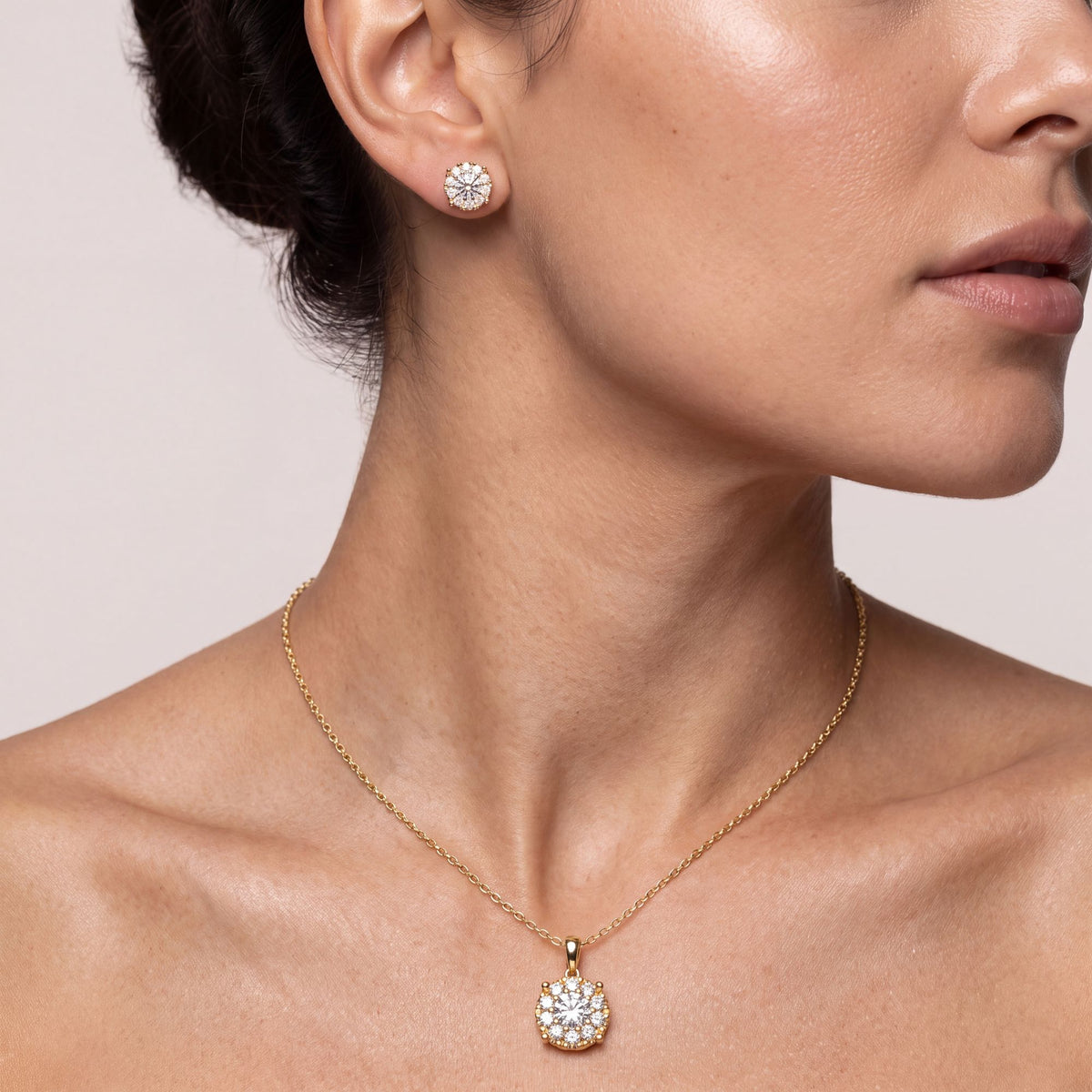 _roll_image@SKU:SET-3757-LADR-DY-MODEL #metal_14k-yellow-gold-vermeil+origin_lab-grown+quality_g-si