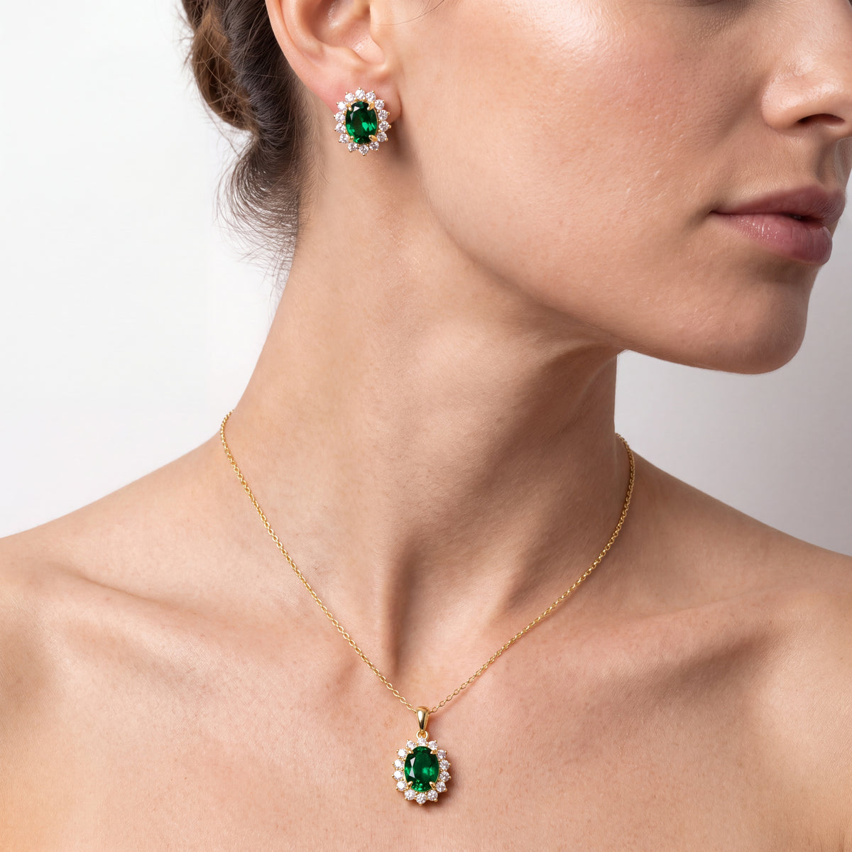 _roll_image@SKU:SET-5350-LCER-DY-MODEL #metal_14k-yellow-gold-vermeil+origin_lab-created+quality_g-si