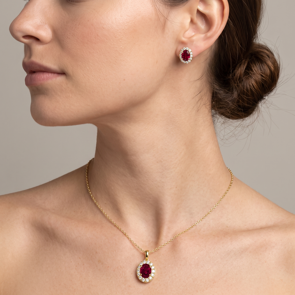_roll_image@SKU:SET-7704-LCRO-DY-MODEL #metal_14k-yellow-gold-vermeil+origin_lab-created+quality_g-si