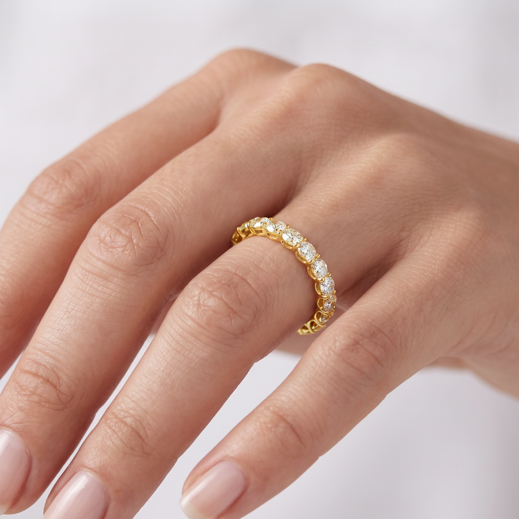 _lifestyle_image@SKU:T1235-NADO01060004Y #metal_14k-yellow-gold+origin_lab-grown+quality_ef-vs2+
