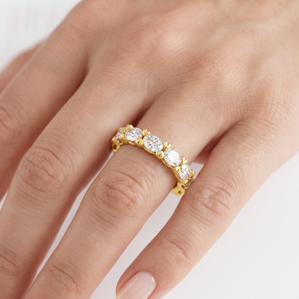 _lifestyle_image@SKU:T1235-NADO02550004Y #metal_14k-yellow-gold+origin_lab-grown+quality_ef-vs2+