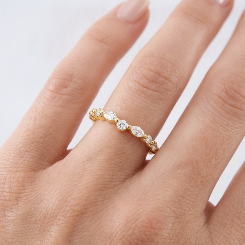 _lifestyle_image@SKU:W1935-NADM00490004Y #metal_14k-yellow-gold+origin_lab-grown+quality_ef-vs2+