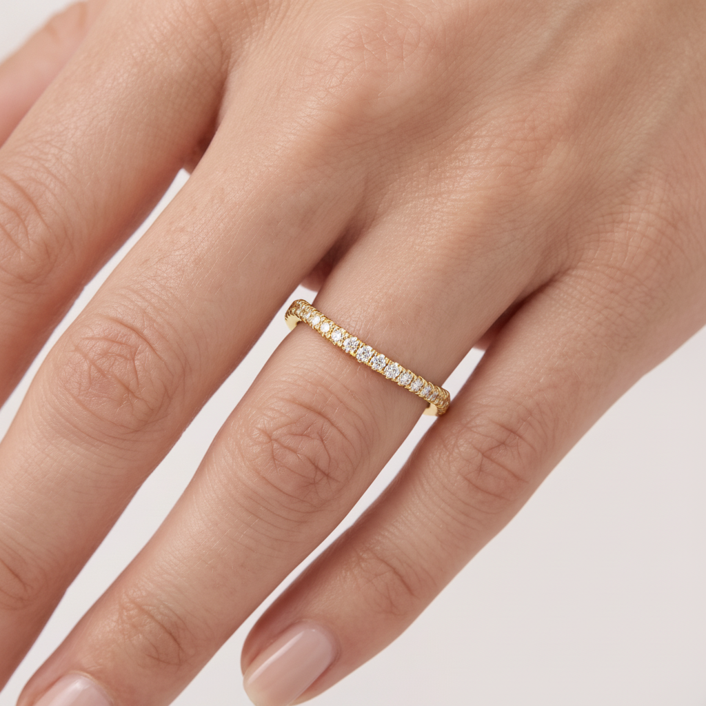 _lifestyle_image@SKU:W1948-NADR00130004Y #metal_14k-yellow-gold+origin_lab-grown+quality_ef-vs2+