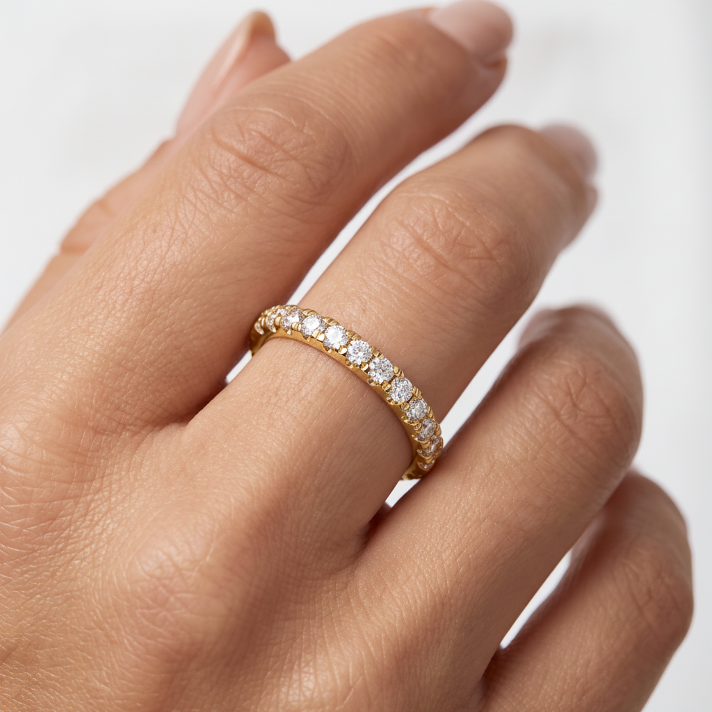 _lifestyle_image@SKU:W5359-NADR00270004Y #metal_14k-yellow-gold+origin_lab-grown+quality_ef-vs2+