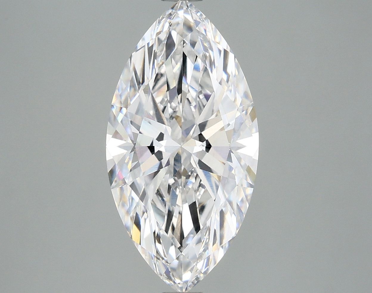 _roll_image@ #carat-weight_3+shape_marquise+quality_g-si