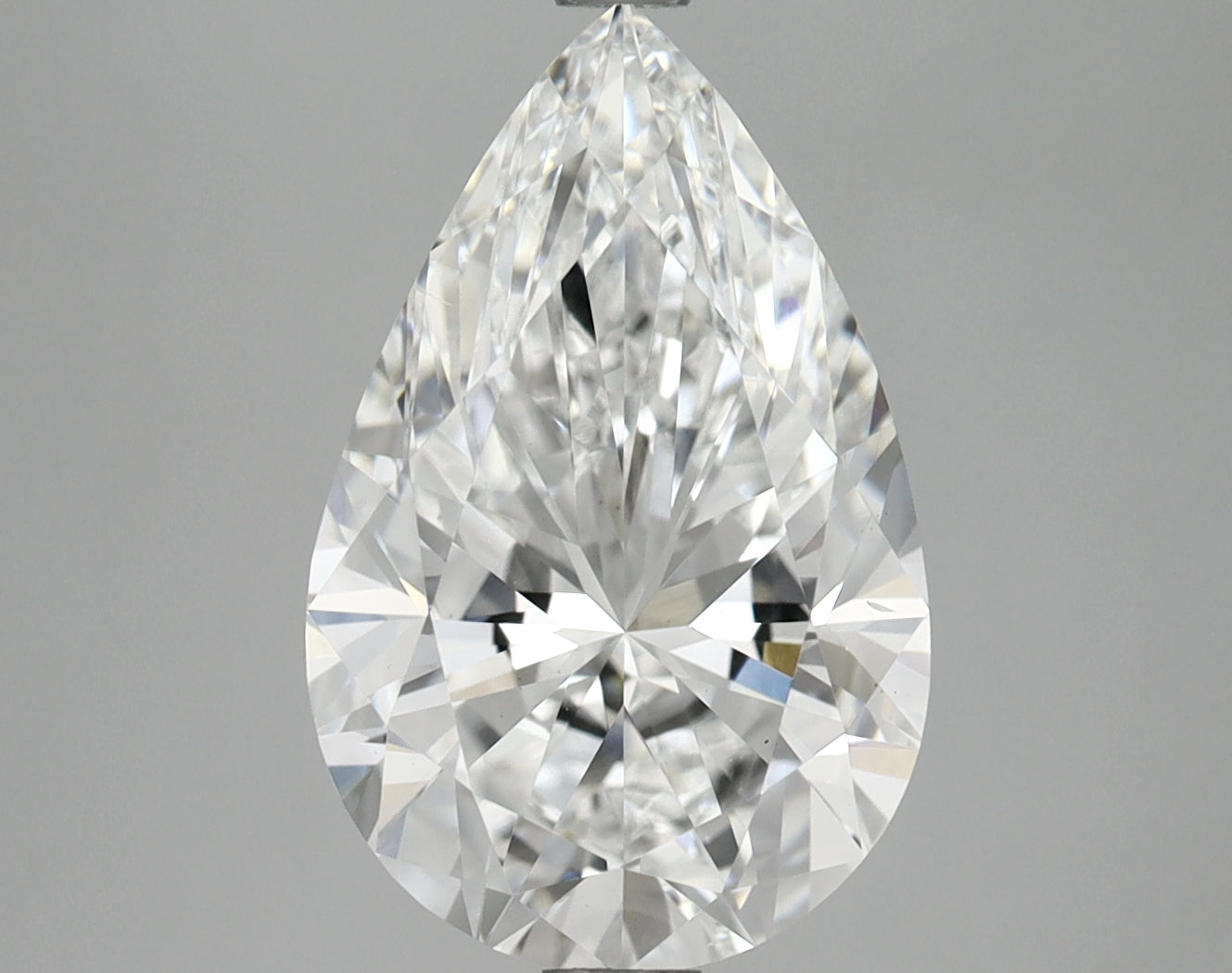 _roll_image@ #carat-weight_4+shape_pear+quality_g-si