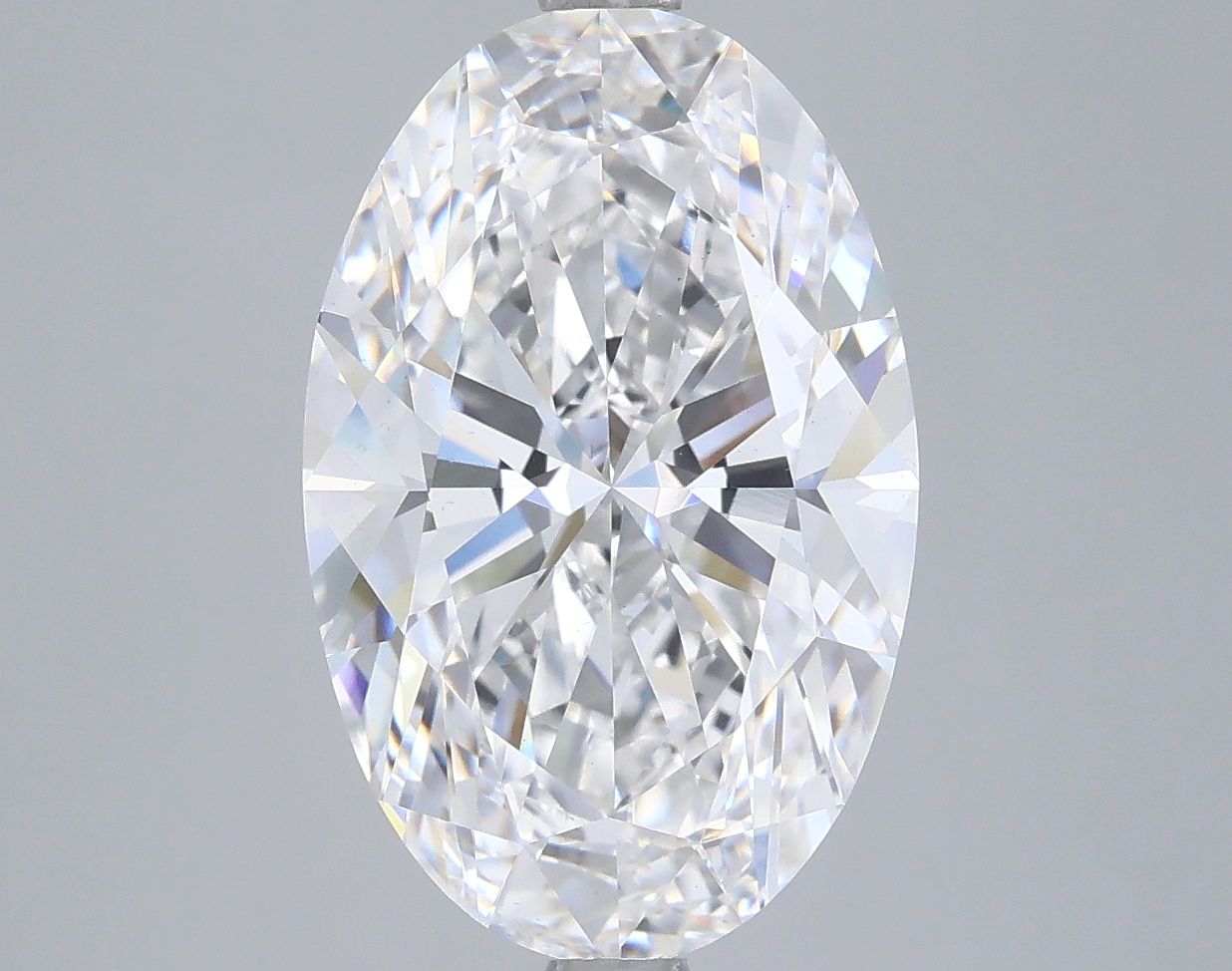 _roll_image@ #carat-weight_5+shape_oval+quality_ef-vs2