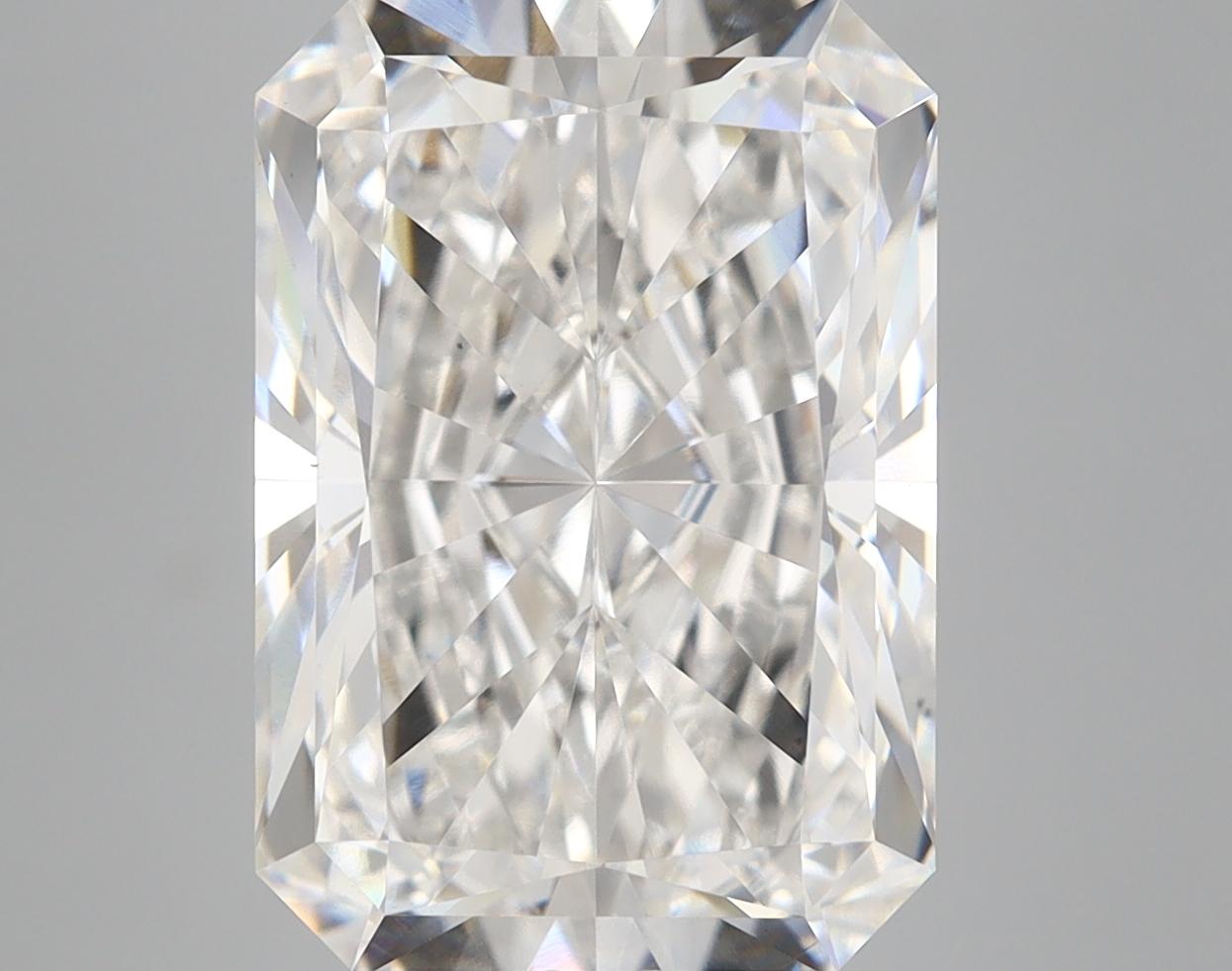 7.62 Carat Radiant Shaped Ideal Cut VS1 IGI Certified Lab Grown Diamond