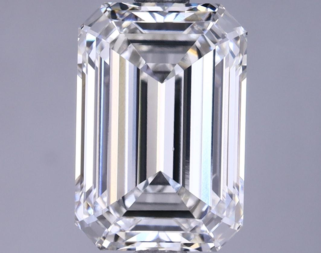 2.69 Carat Emerald Shaped Ideal Cut VS1 IGI Certified Lab Grown Diamond