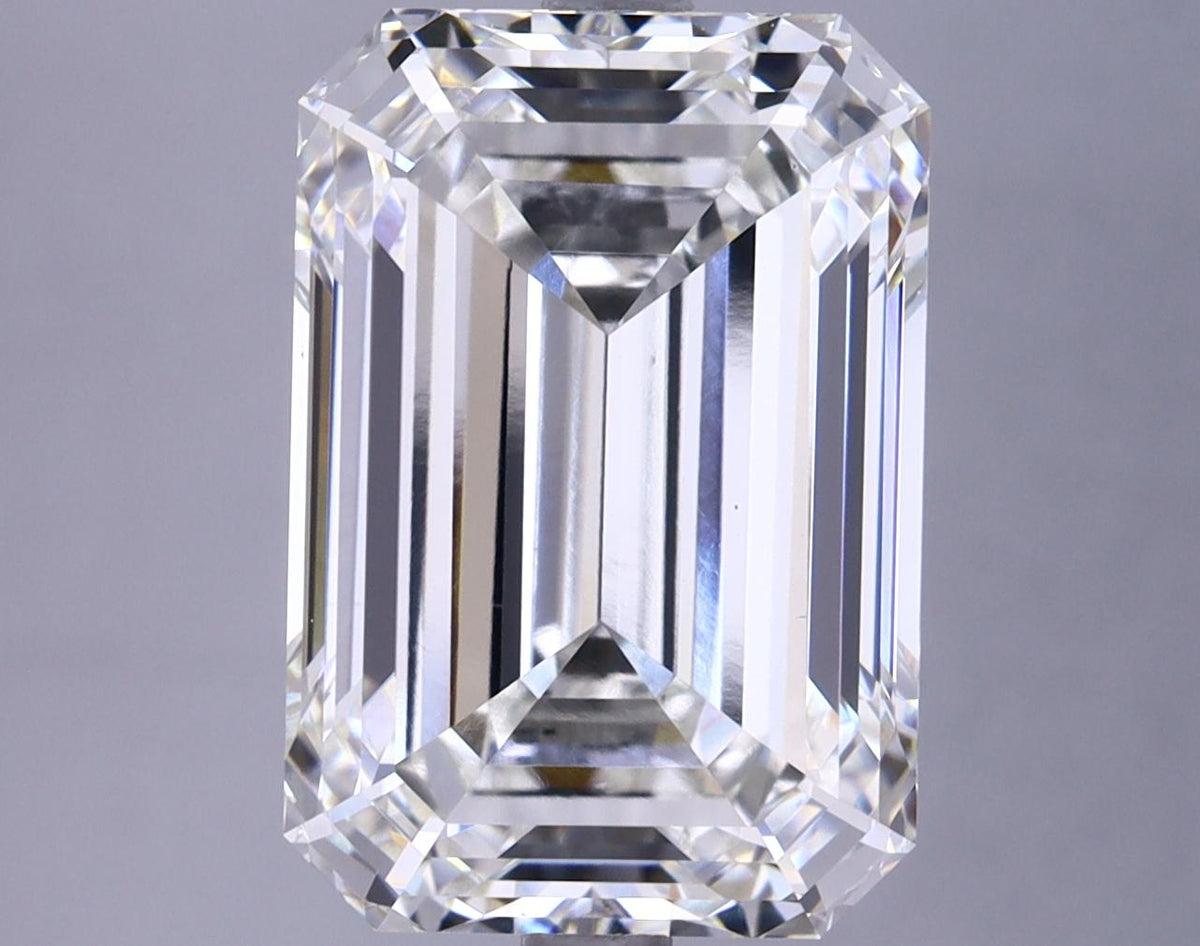 7.58 Carat Emerald Shaped Ideal Cut VS1 IGI Certified Lab Grown Diamond