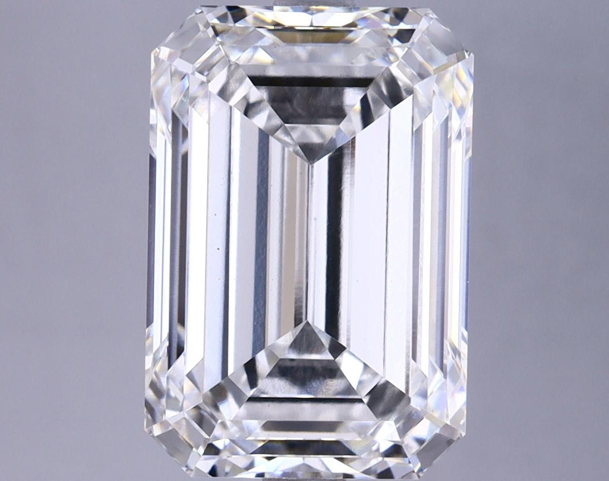 6.56 Carat Emerald Shaped Ideal Cut VS1 IGI Certified Lab Grown Diamond