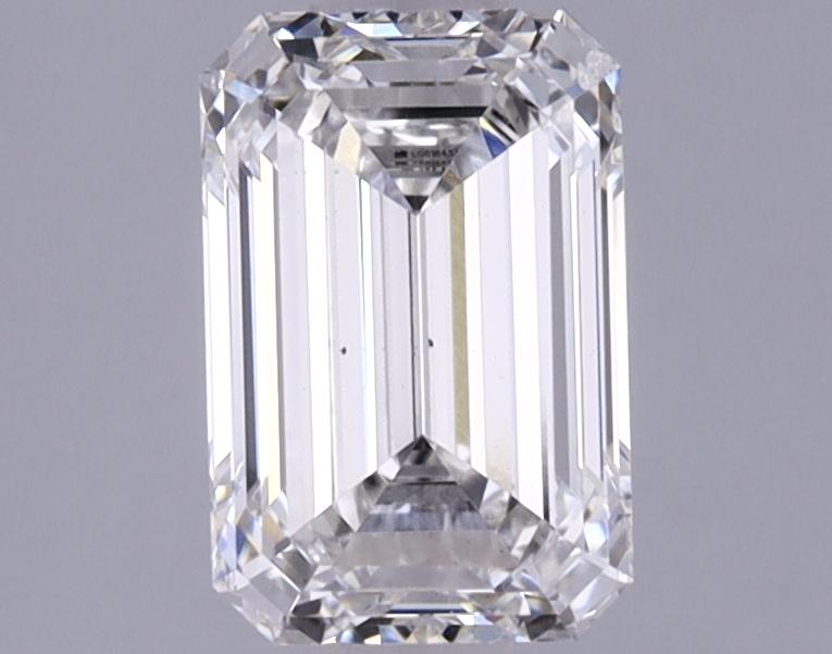 1.5 Carat Emerald Shaped Excellent Cut SI1 IGI Certified Lab Grown Diamond