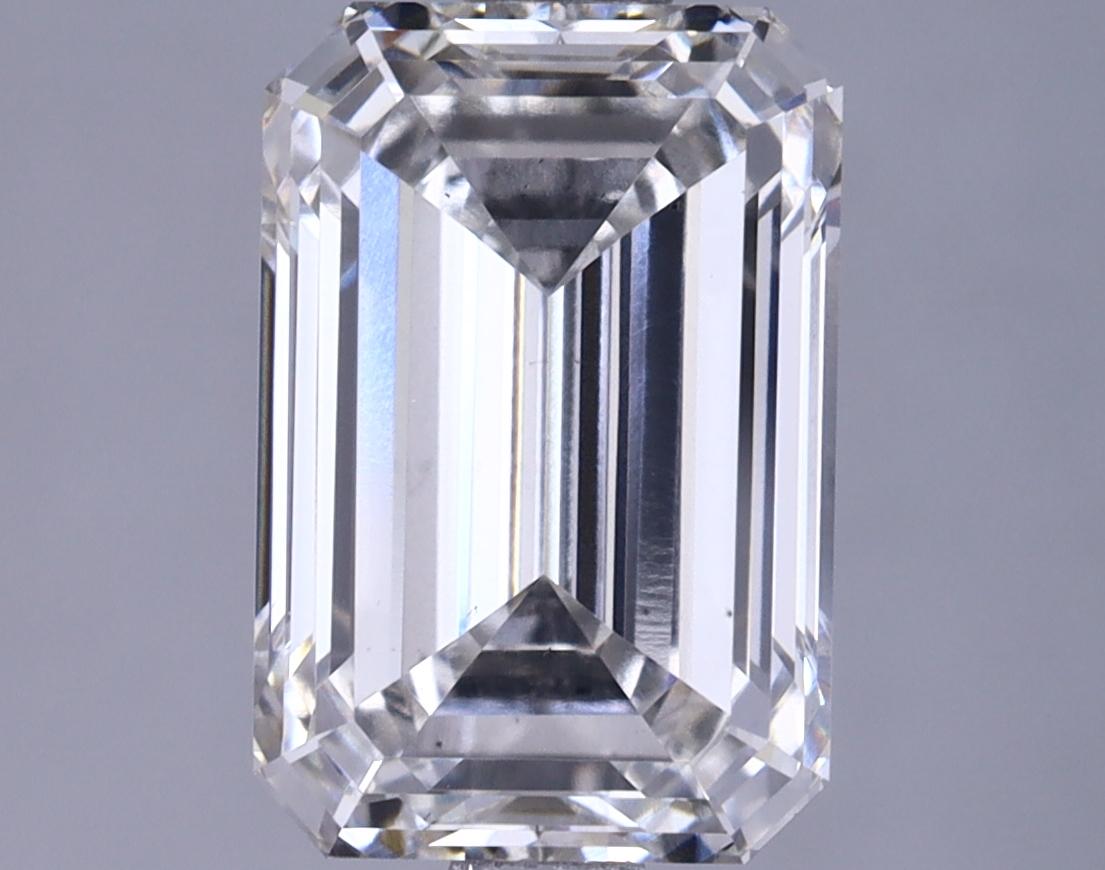 2.5 Carat Emerald Shaped Excellent Cut VS1 IGI Certified Lab Grown Diamond