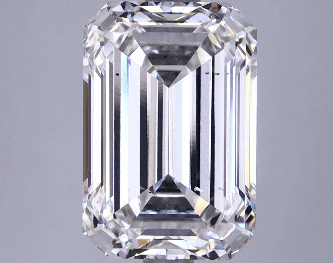 4.43 Carat Emerald Shaped Excellent Cut VS2 IGI Certified Lab Grown Diamond