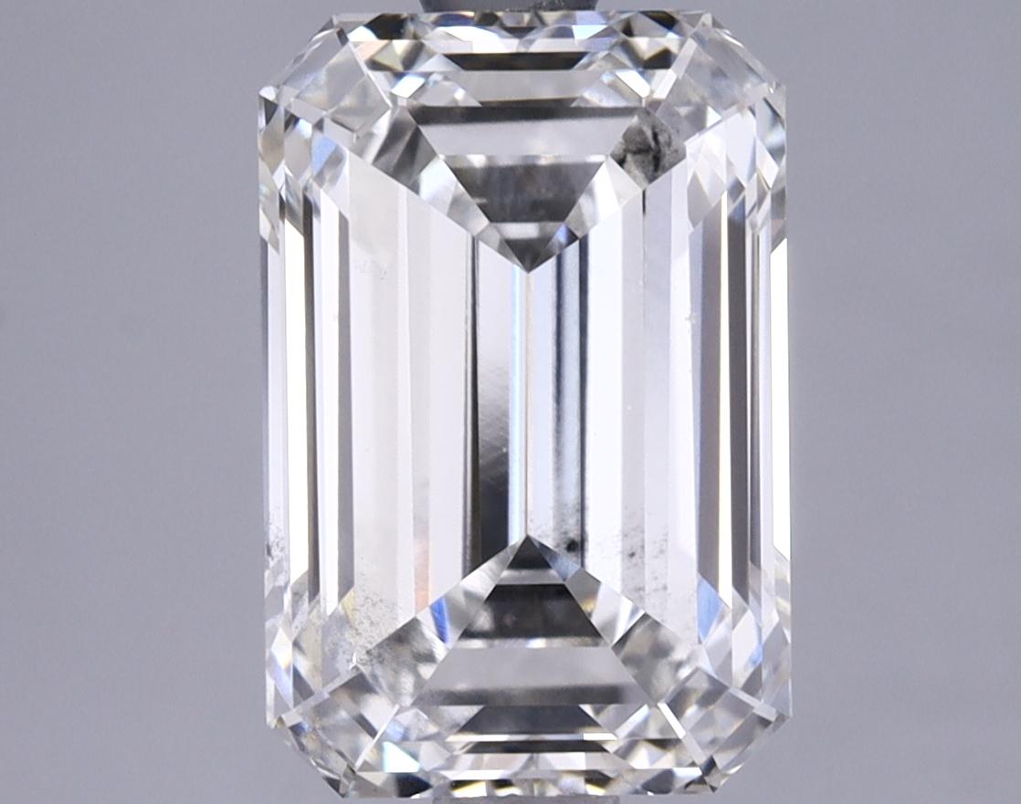 2.61 Carat Emerald Shaped Excellent Cut VS2 IGI Certified Lab Grown Diamond