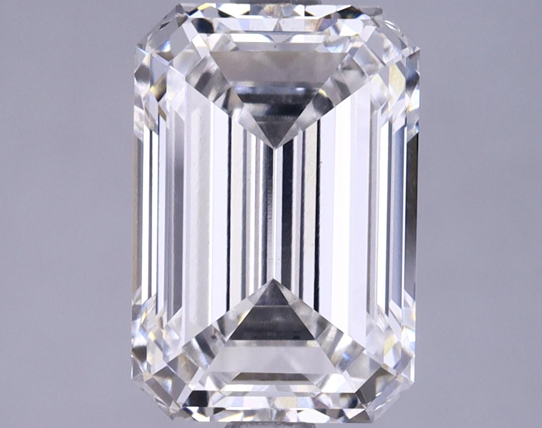 2.88 Carat Emerald Shaped Ideal Cut VS1 IGI Certified Lab Grown Diamond