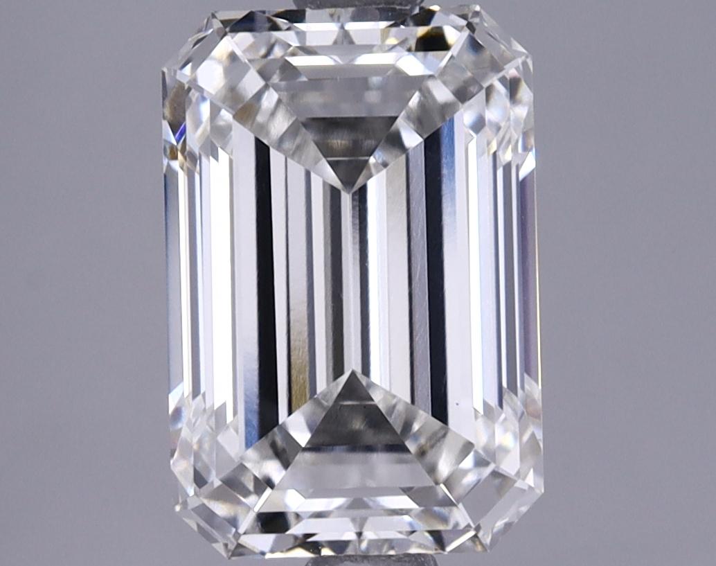2.33 Carat Emerald Shaped Ideal Cut VS1 IGI Certified Lab Grown Diamond