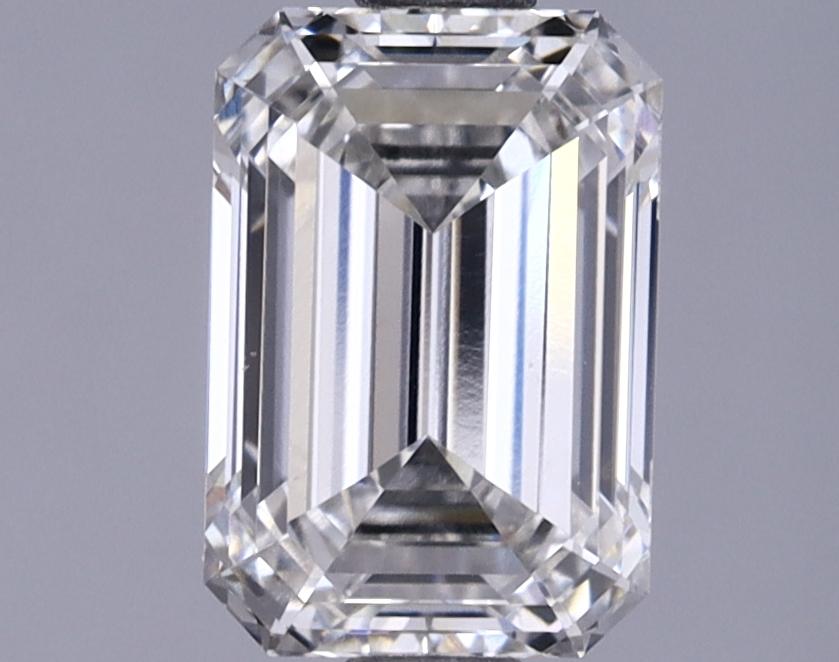 1.37 Carat Emerald Shaped Ideal Cut VS1 IGI Certified Lab Grown Diamond
