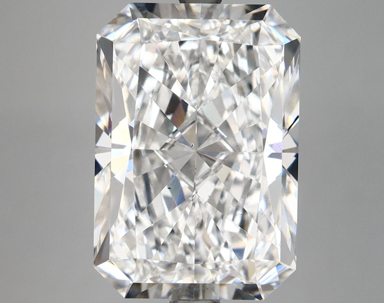 6.17 Carat Radiant Shaped Ideal Cut VS1 IGI Certified Lab Grown Diamond