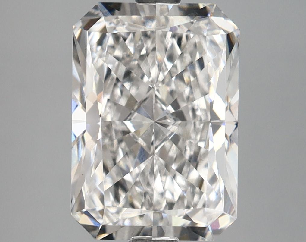 3.61 Carat Radiant Shaped Ideal Cut VVS2 IGI Certified Lab Grown Diamond
