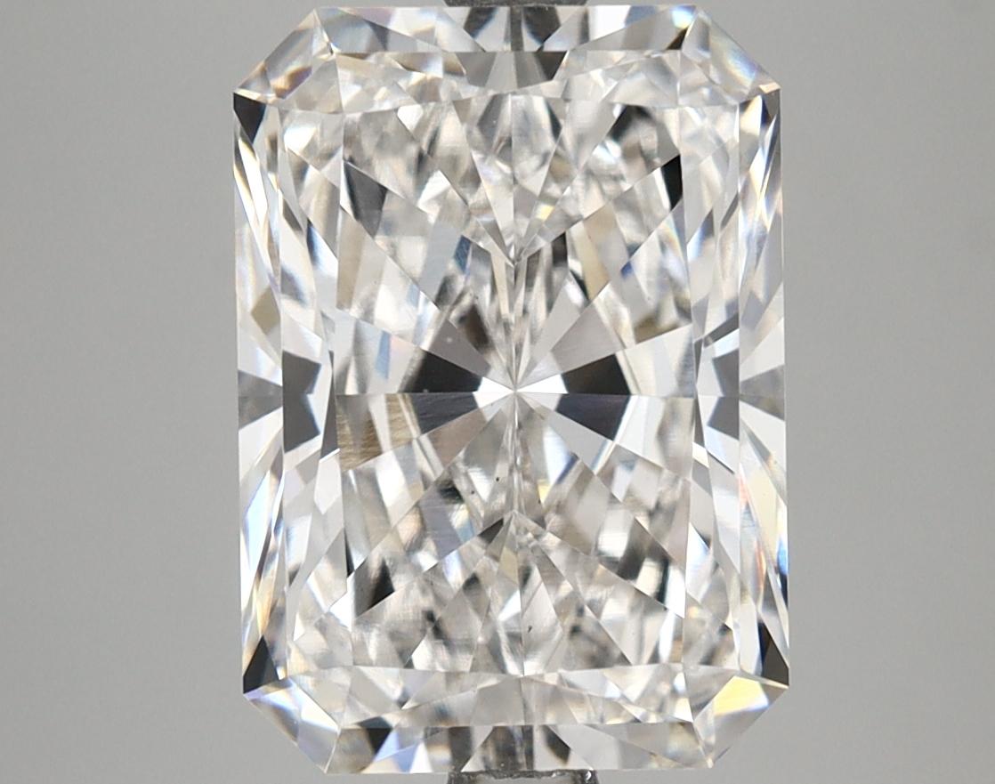 5.04 Carat Radiant Shaped Ideal Cut VS1 IGI Certified Lab Grown Diamond