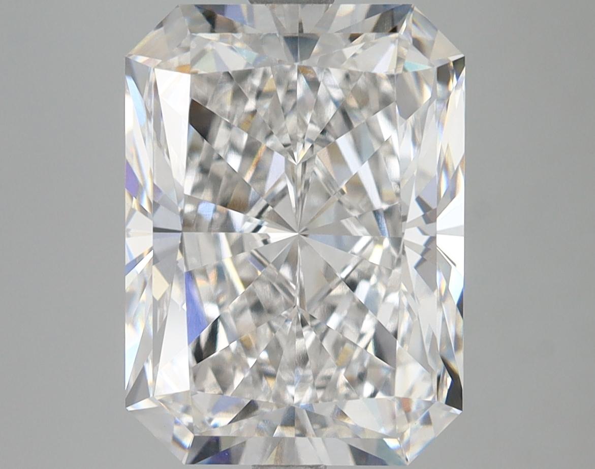 6.2 Carat Radiant Shaped Excellent Cut VVS2 IGI Certified Lab Grown Diamond