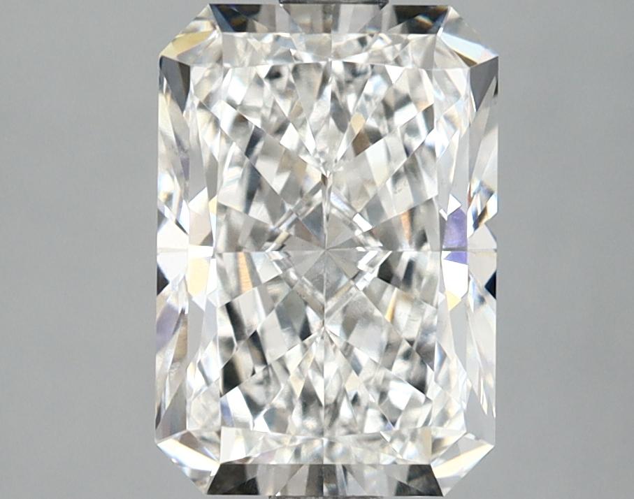 2.55 Carat Radiant Shaped Ideal Cut VS1 IGI Certified Lab Grown Diamond