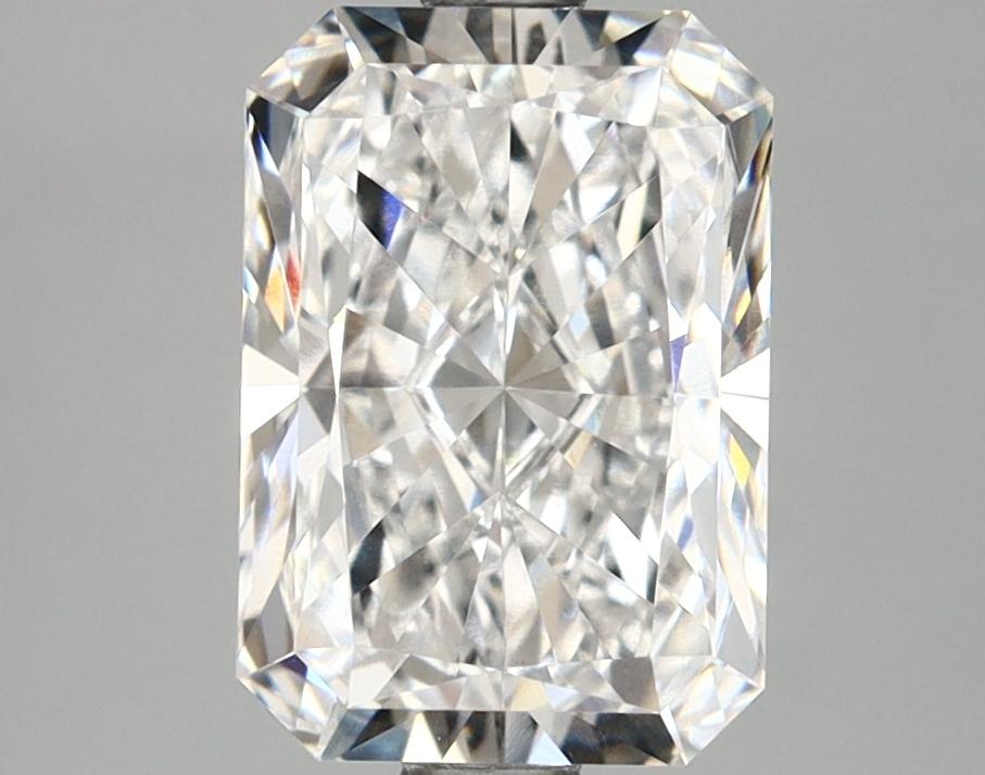 2.57 Carat Radiant Shaped Ideal Cut VVS2 IGI Certified Lab Grown Diamond