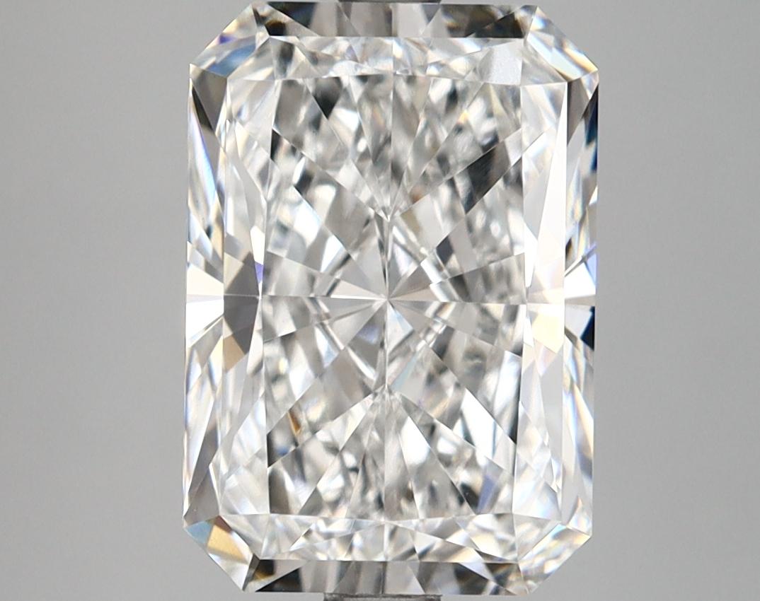 4.17 Carat Radiant Shaped Ideal Cut VVS2 IGI Certified Lab Grown Diamond