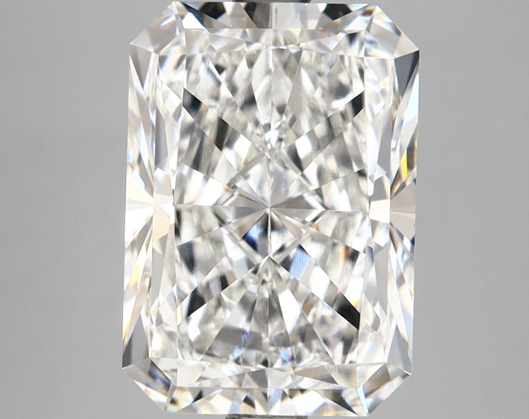 4.15 Carat Radiant Shaped Ideal Cut VVS2 IGI Certified Lab Grown Diamond