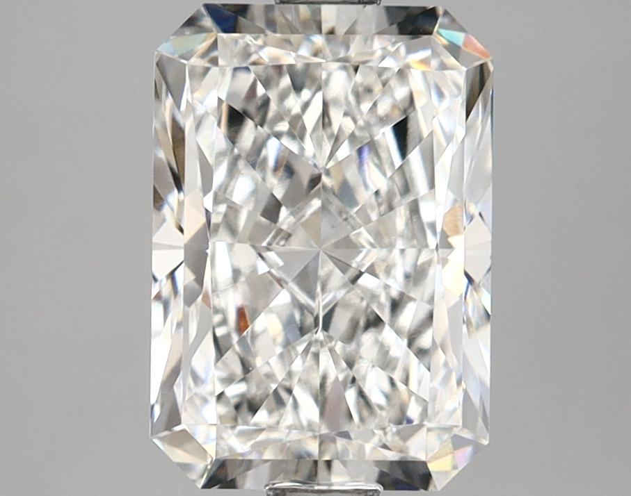 2.56 Carat Radiant Shaped Ideal Cut VVS2 IGI Certified Lab Grown Diamond