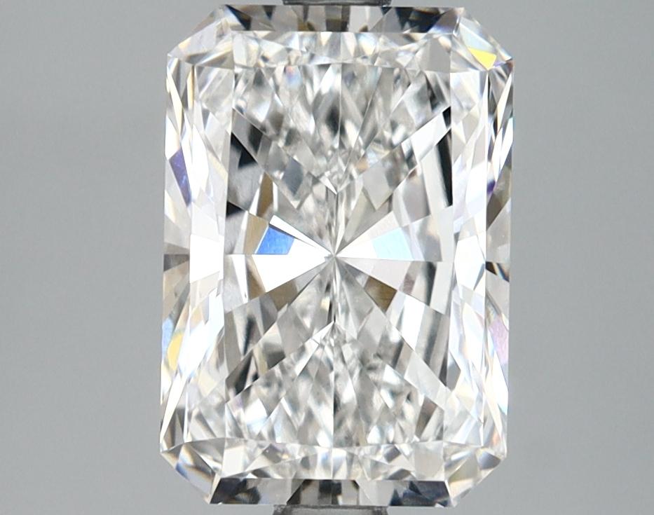 2.55 Carat Radiant Shaped Ideal Cut VS1 IGI Certified Lab Grown Diamond