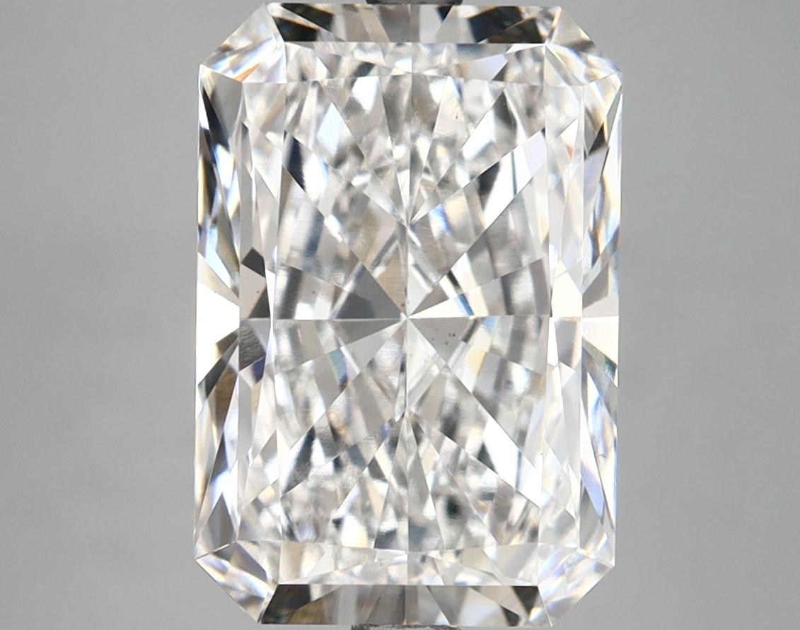 4.64 Carat Radiant Shaped Ideal Cut VS1 IGI Certified Lab Grown Diamond
