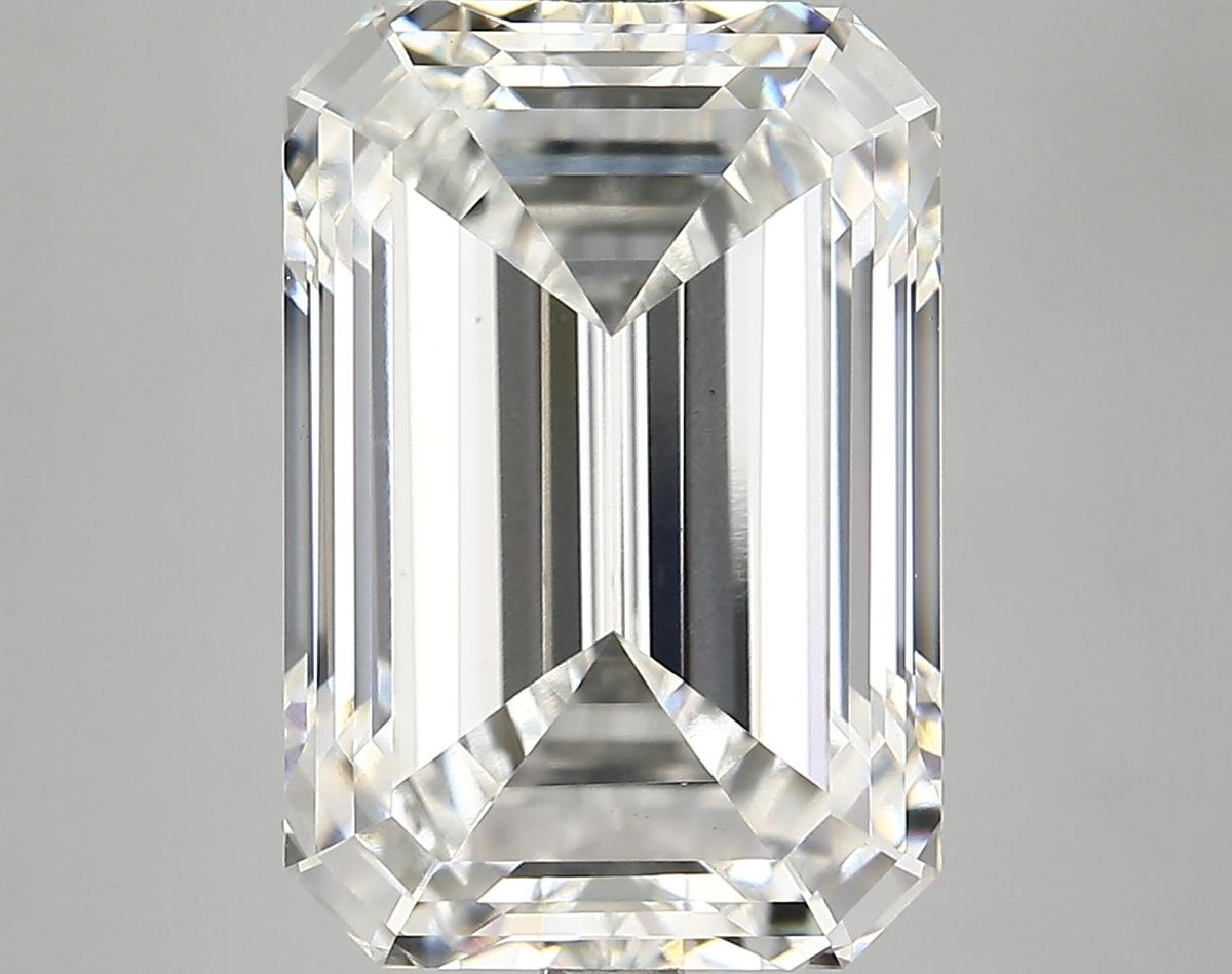 9.0 Carat Emerald Shaped Ideal Cut VS1 IGI Certified Lab Grown Diamond