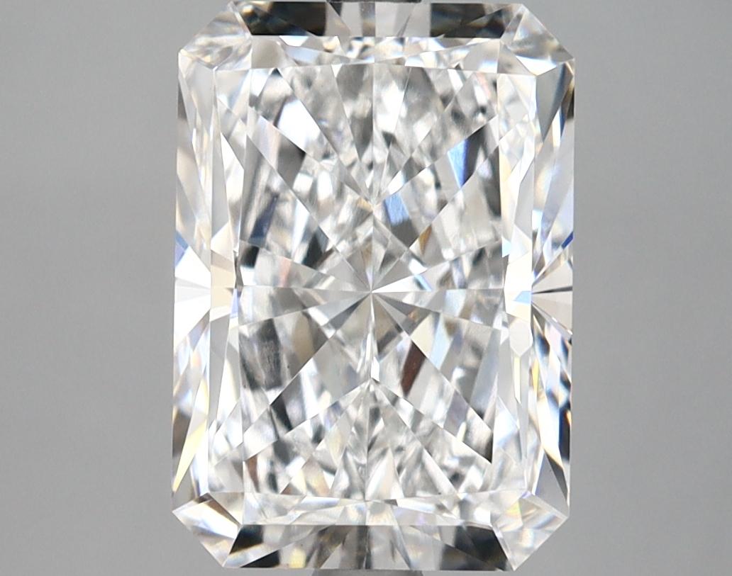3.98 Carat Radiant Shaped Ideal Cut VS1 IGI Certified Lab Grown Diamond