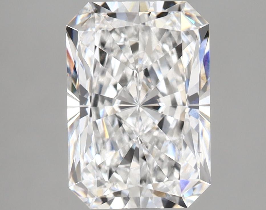 2.35 Carat Radiant Shaped Ideal Cut VS1 IGI Certified Lab Grown Diamond