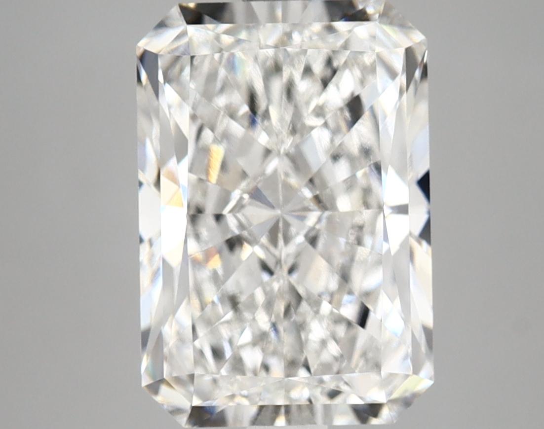 4.1 Carat Radiant Shaped Ideal Cut VVS2 IGI Certified Lab Grown Diamond