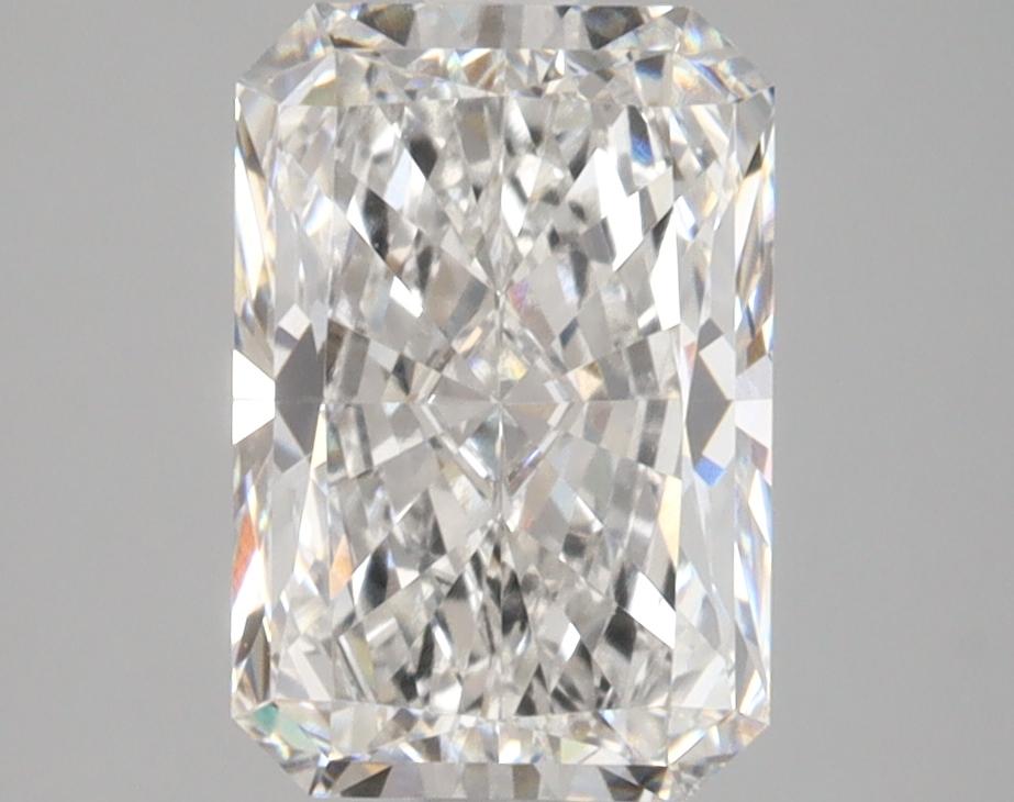 2.6 Carat Radiant Shaped Ideal Cut VS1 IGI Certified Lab Grown Diamond