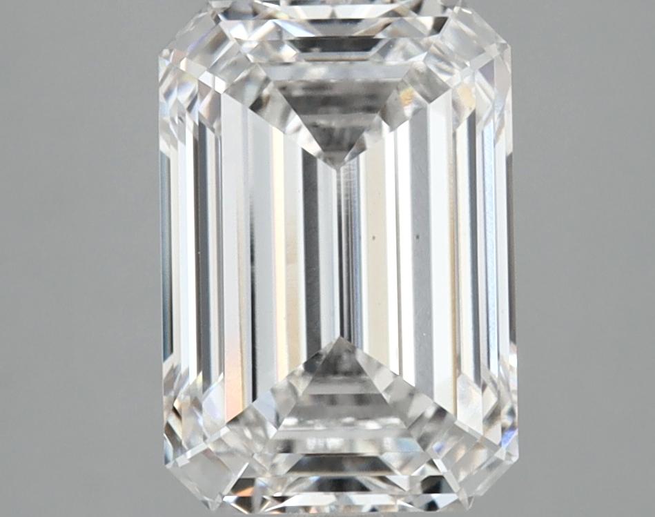 3.01 Carat Emerald Shaped Ideal Cut VS2 IGI Certified Lab Grown Diamond