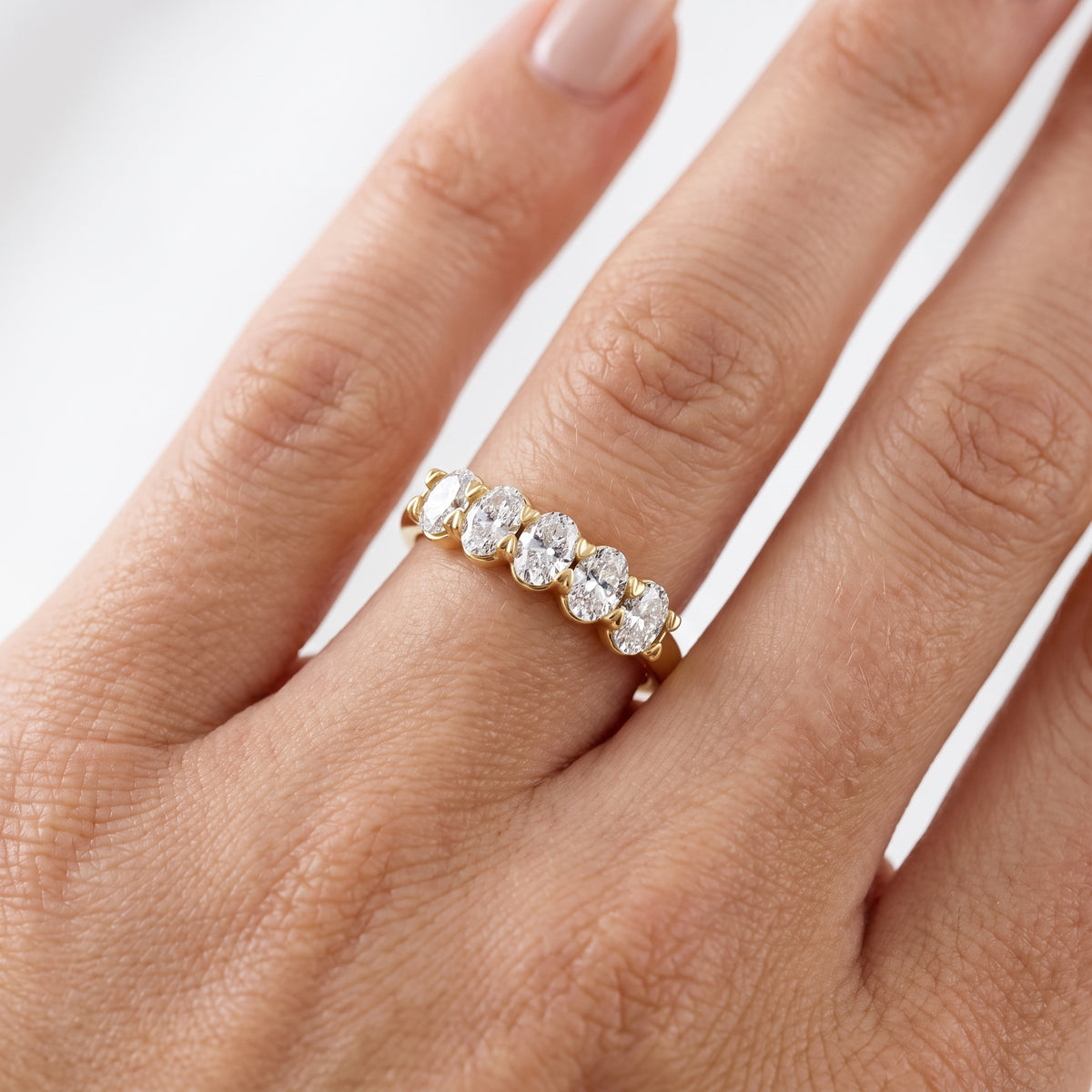 _lifestyle_image@SKU:A0809-NADO01000004Y #metal_14k-yellow-gold+origin_lab-grown+quality_ef-vs2+