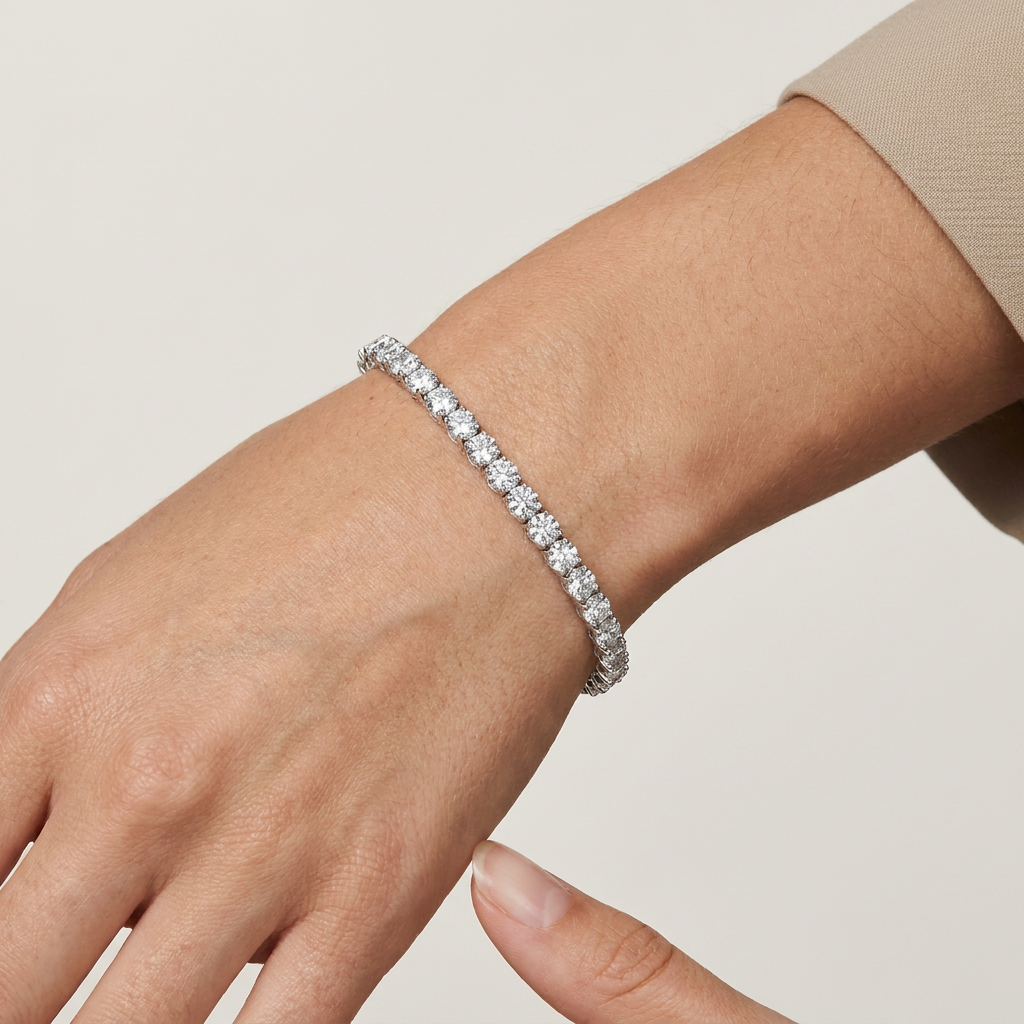 _lifestyle_image@SKU:B2906-LADR0802000DW #metal_silver+origin_lab-grown+bracelet-length-inches_8