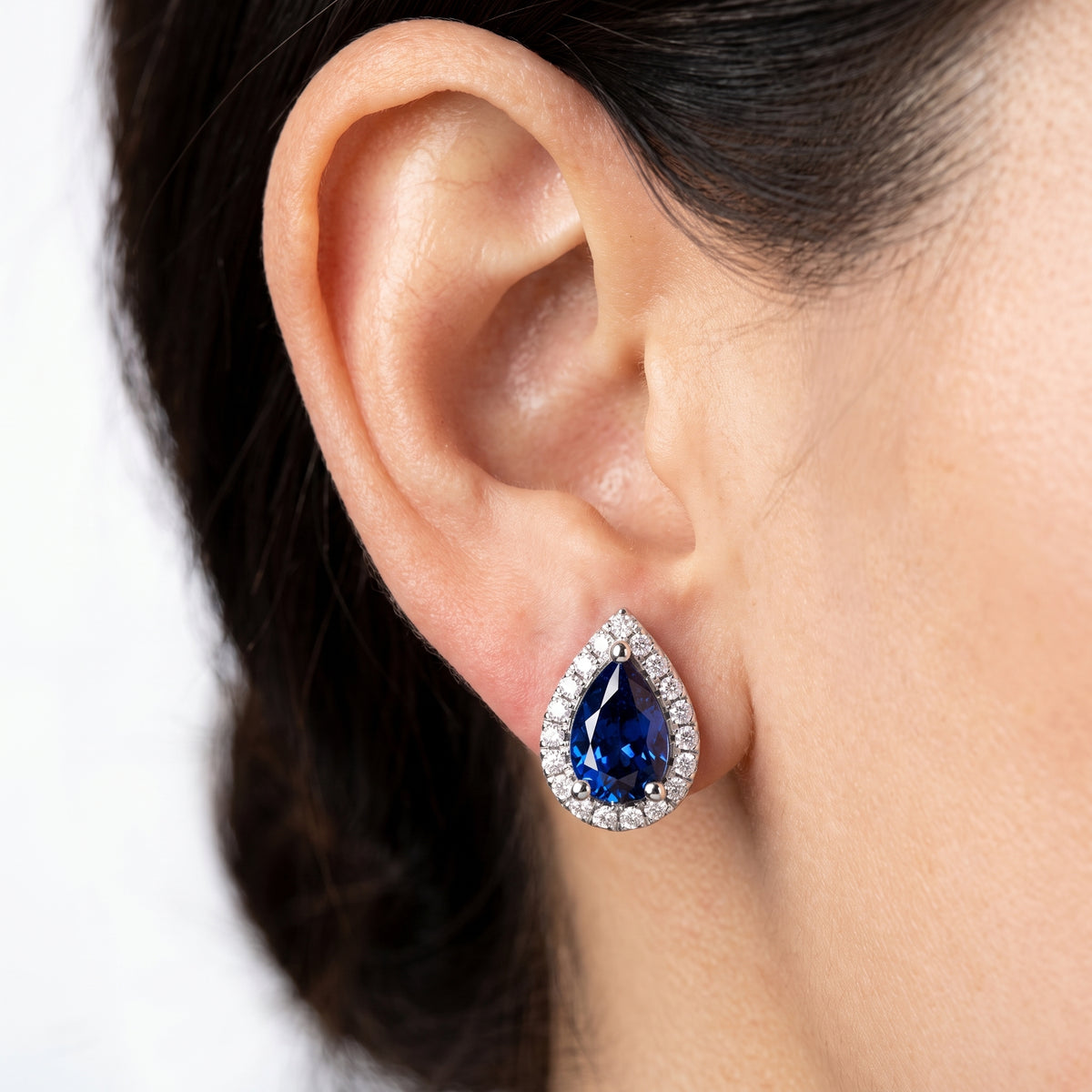 _lifestyle_image@SKU:E2004-BSDP0449000PL #metal_silver+origin_lab-grown