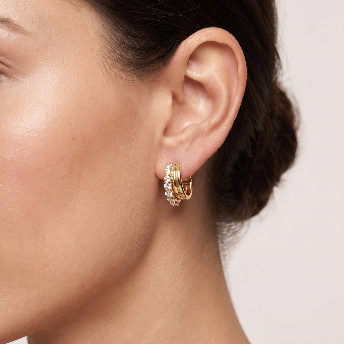 _lifestyle_image@SKU:E6417-LADR0012500DY #metal_14k-yellow-gold-vermeil+origin_lab-grown+quality_g-si